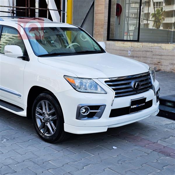 Lexus for sale in Iraq